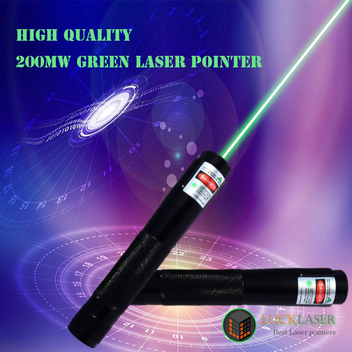高品質532nm 200mW緑色レーザーポインター パワーが強すぎです 特売!